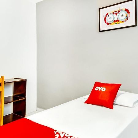 Oyo Hotel Lisboa, Sao Jose Dos Campos Exterior photo