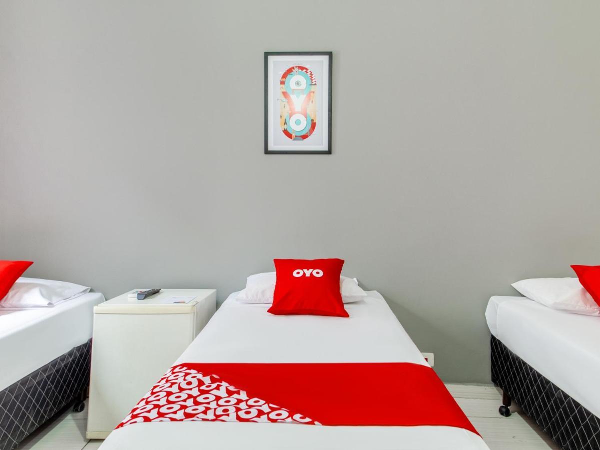 Oyo Hotel Lisboa, Sao Jose Dos Campos Exterior photo